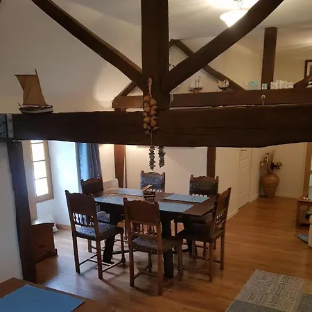 Apartman 2Bed Gite Sleeps 6 - Pool Hot Tub Parking *