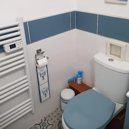 Appartamento 2Bed Gite Sleeps 6 - Pool Hot Tub Parking Château-Garnier